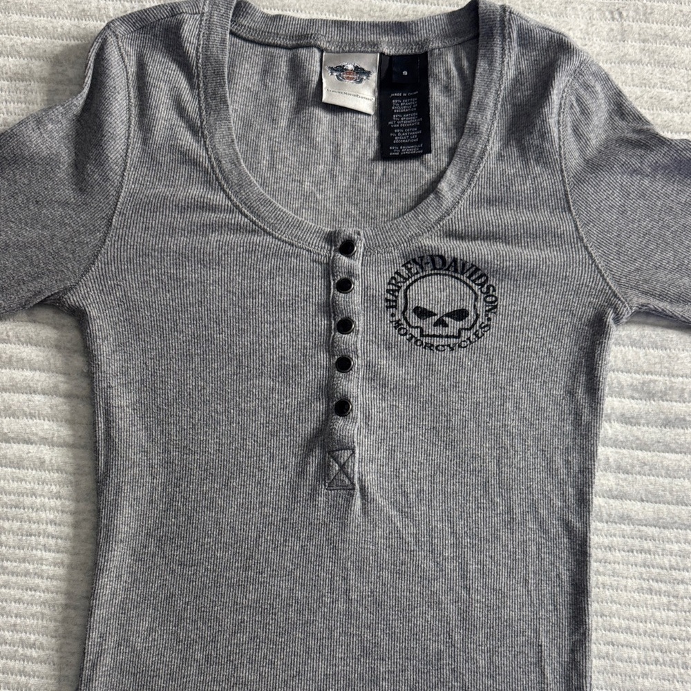 Harley-Davidson Gray Button-Up Tee